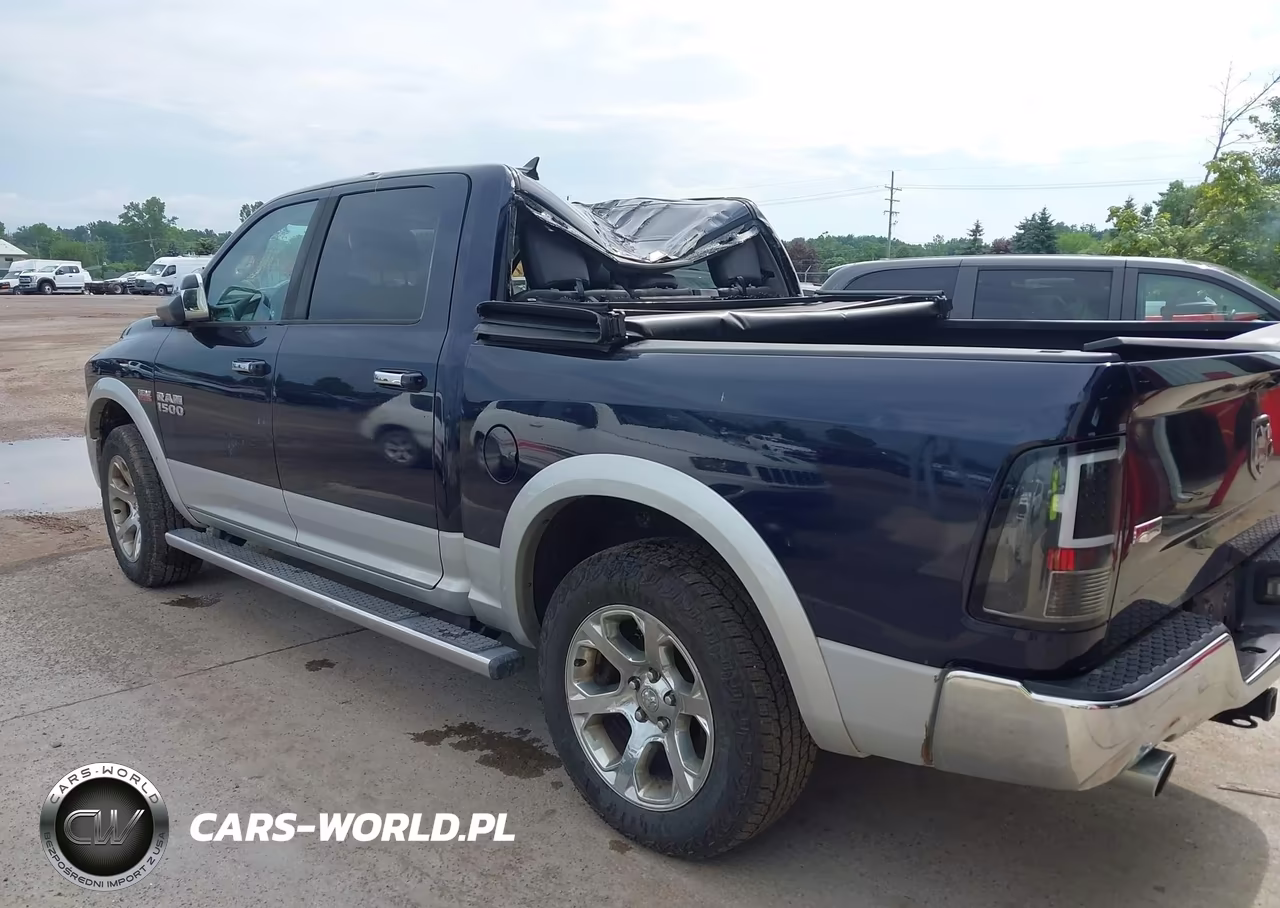 2015 Ram 1500 Laramie VIN:1C6RR7NT6FS533208 - 14