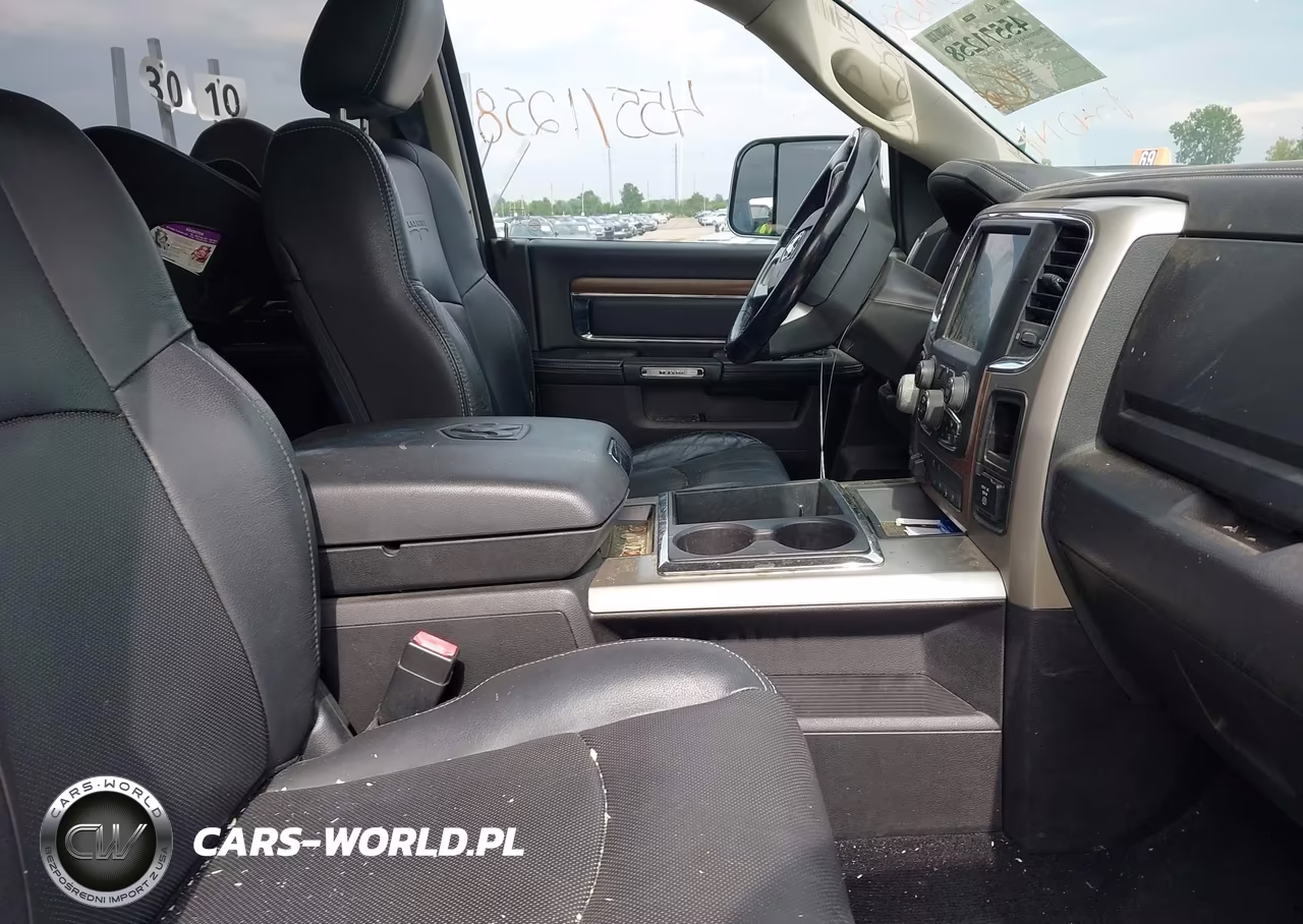 2015 Ram 1500 Laramie VIN:1C6RR7NT6FS533208 - 5