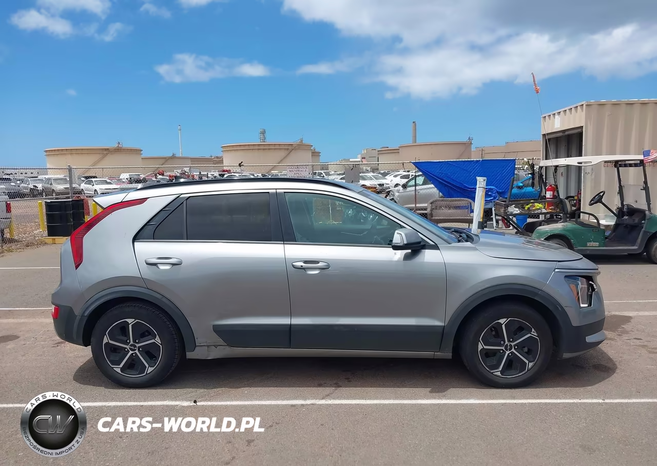 2023 Kia Niro Ex VIN:KNDCR3LE9P5059864 - 13