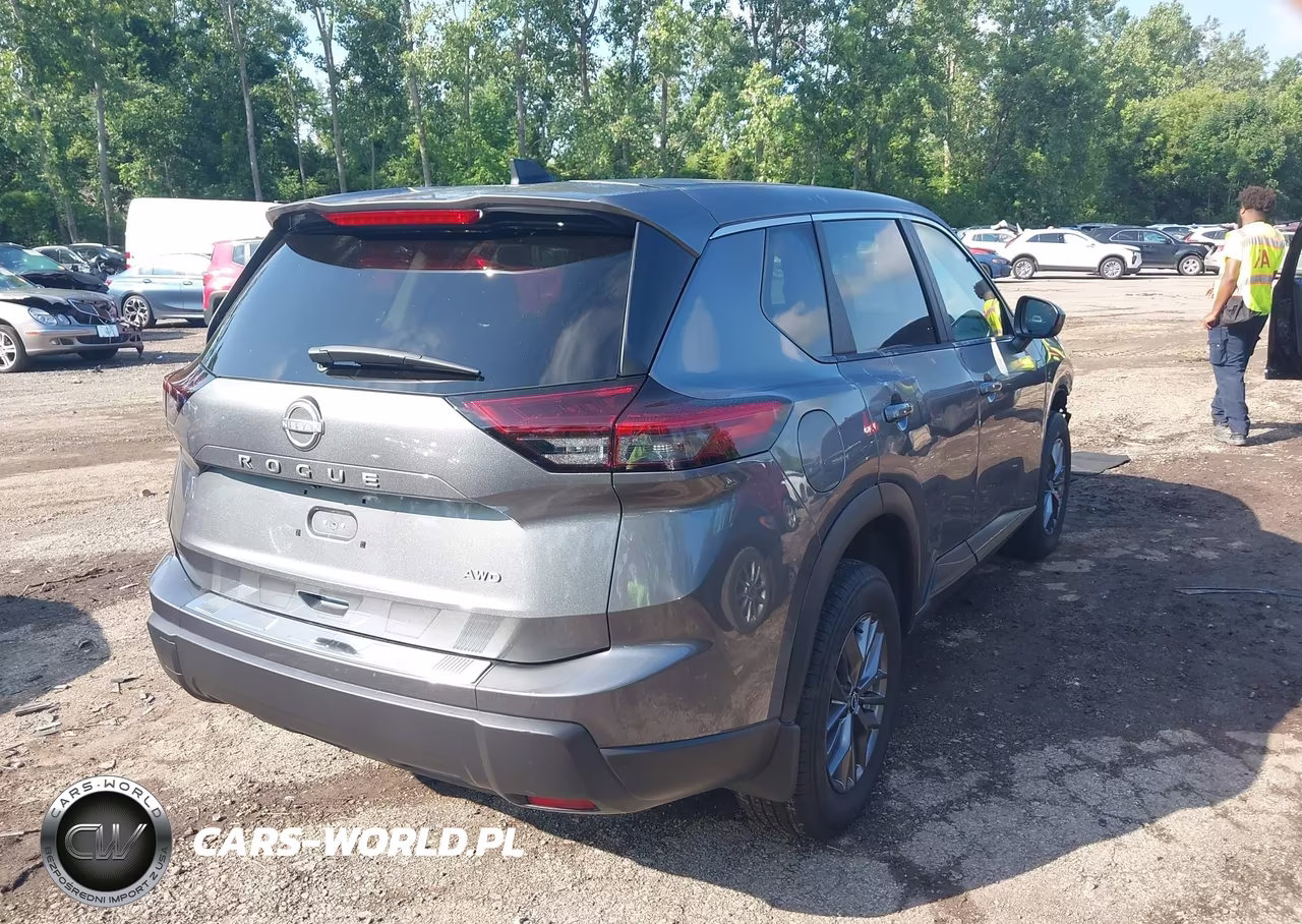 2026 Nissan Rogue Sv VIN:5N1BT3BB0TC822358 - 4