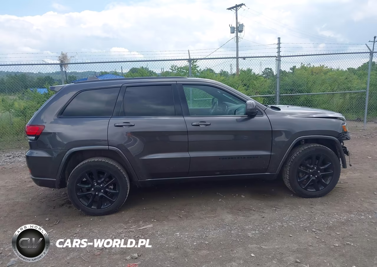 2021 Jeep Grand Cherokee Laredo X 4X4 VIN:1C4RJFAG3MC619473 - 14