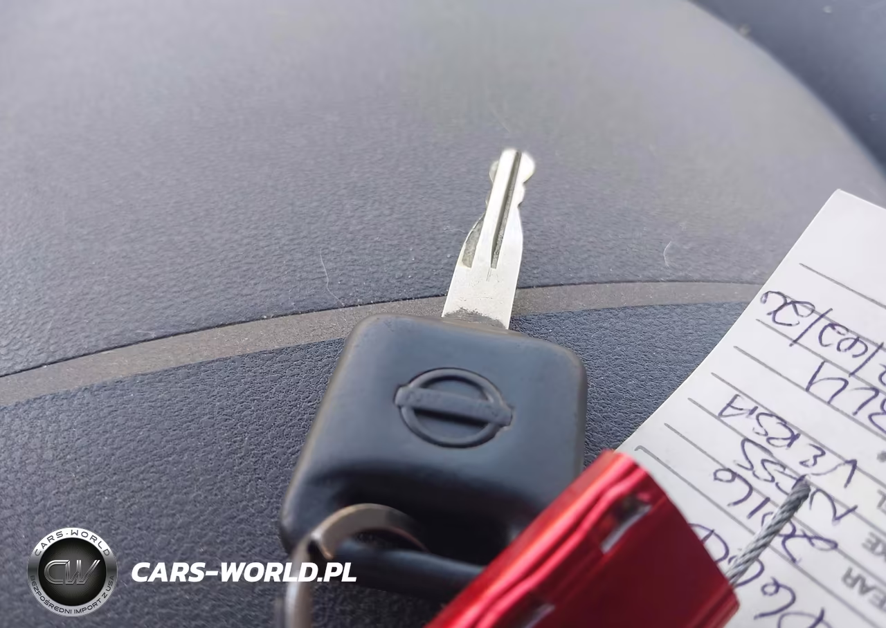 2016 Nissan Versa 1.6 S+ VIN:3N1CN7AP6GL910660 - 11