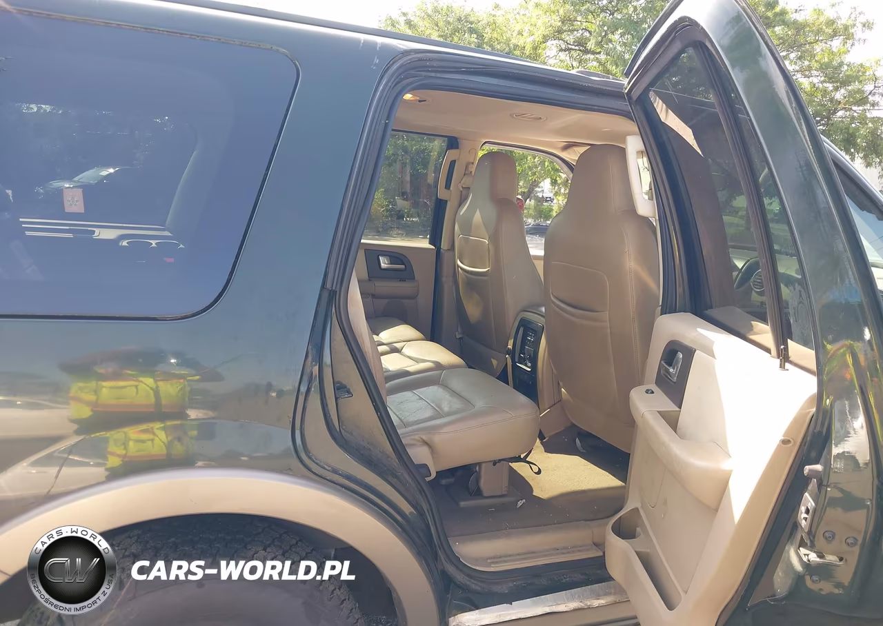 2004 Ford Expedition Eddie Bauer VIN:1FMPU18L54LA54854 - 8