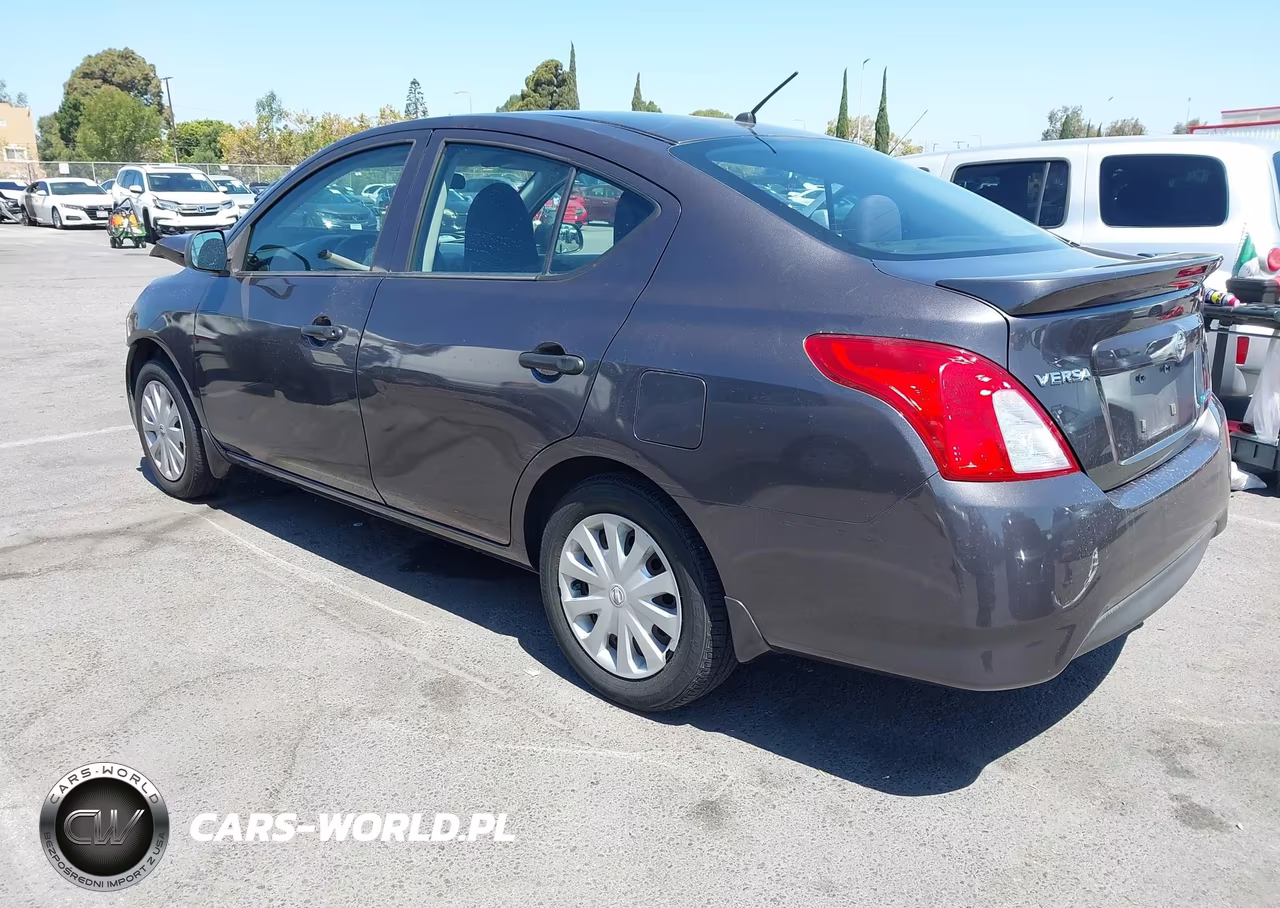 2015 Nissan Versa 1.6 S+ VIN:3N1CN7AP4FL811883 - 3