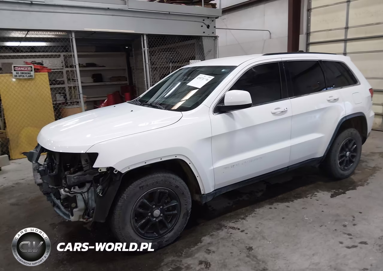 2017 Jeep Grand Cherokee Laredo VIN:1C4RJFAG8HC651700 - 2