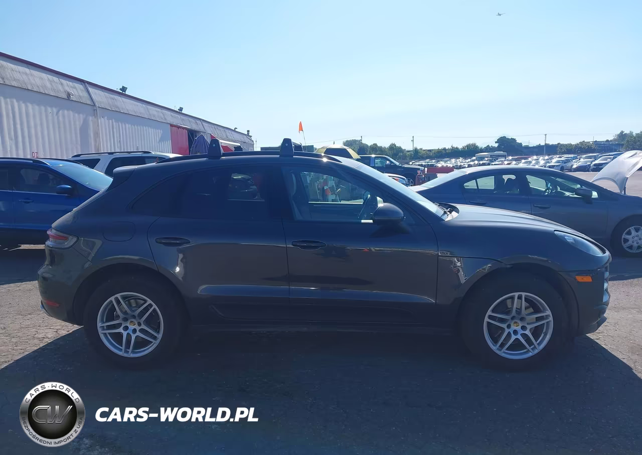 2019 Porsche Macan VIN:WP1AA2A57KLB00197 - 13