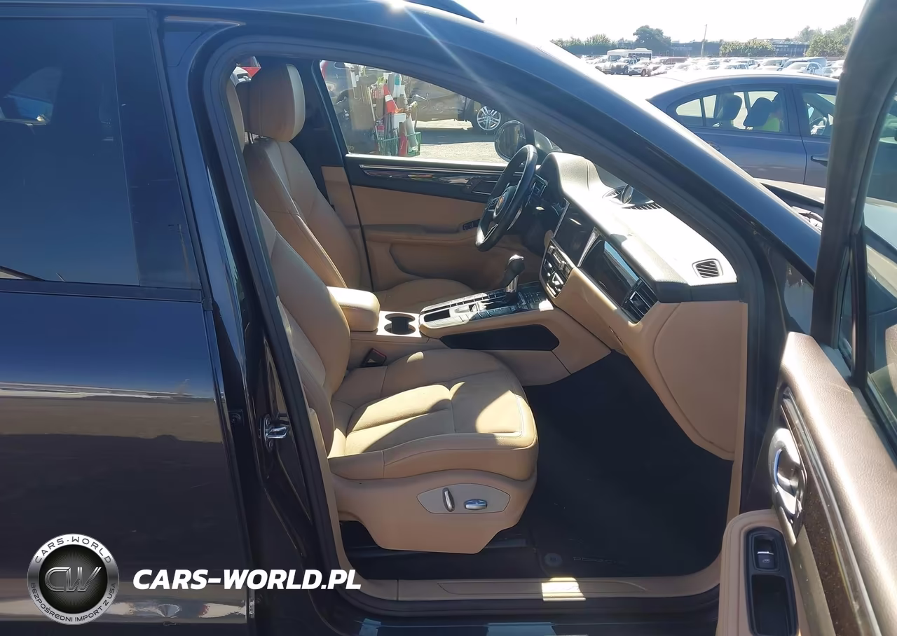 2019 Porsche Macan VIN:WP1AA2A57KLB00197 - 5