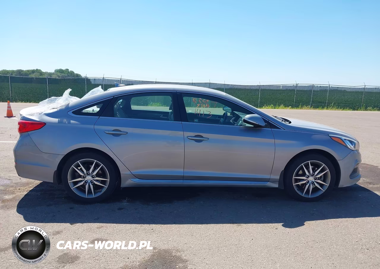 2017 Hyundai Sonata Sport 2.0T VIN:5NPE34AB5HH496805 - 13