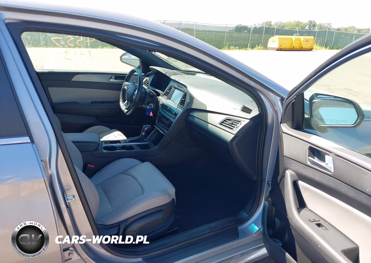 2017 Hyundai Sonata Sport 2.0T VIN:5NPE34AB5HH496805 - 5
