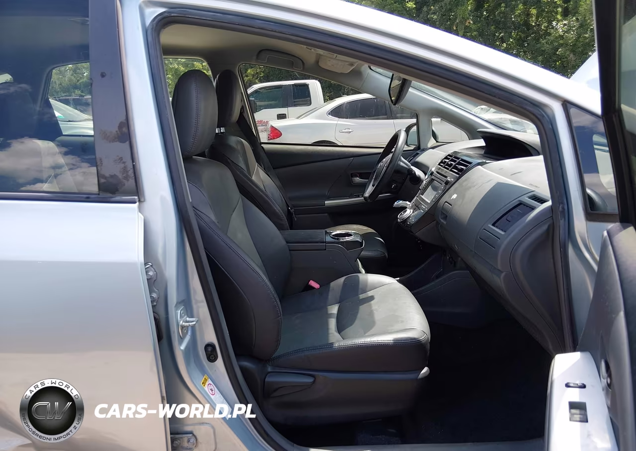 2012 Toyota Prius V Five VIN:JTDZN3EU3C3093539 - 5