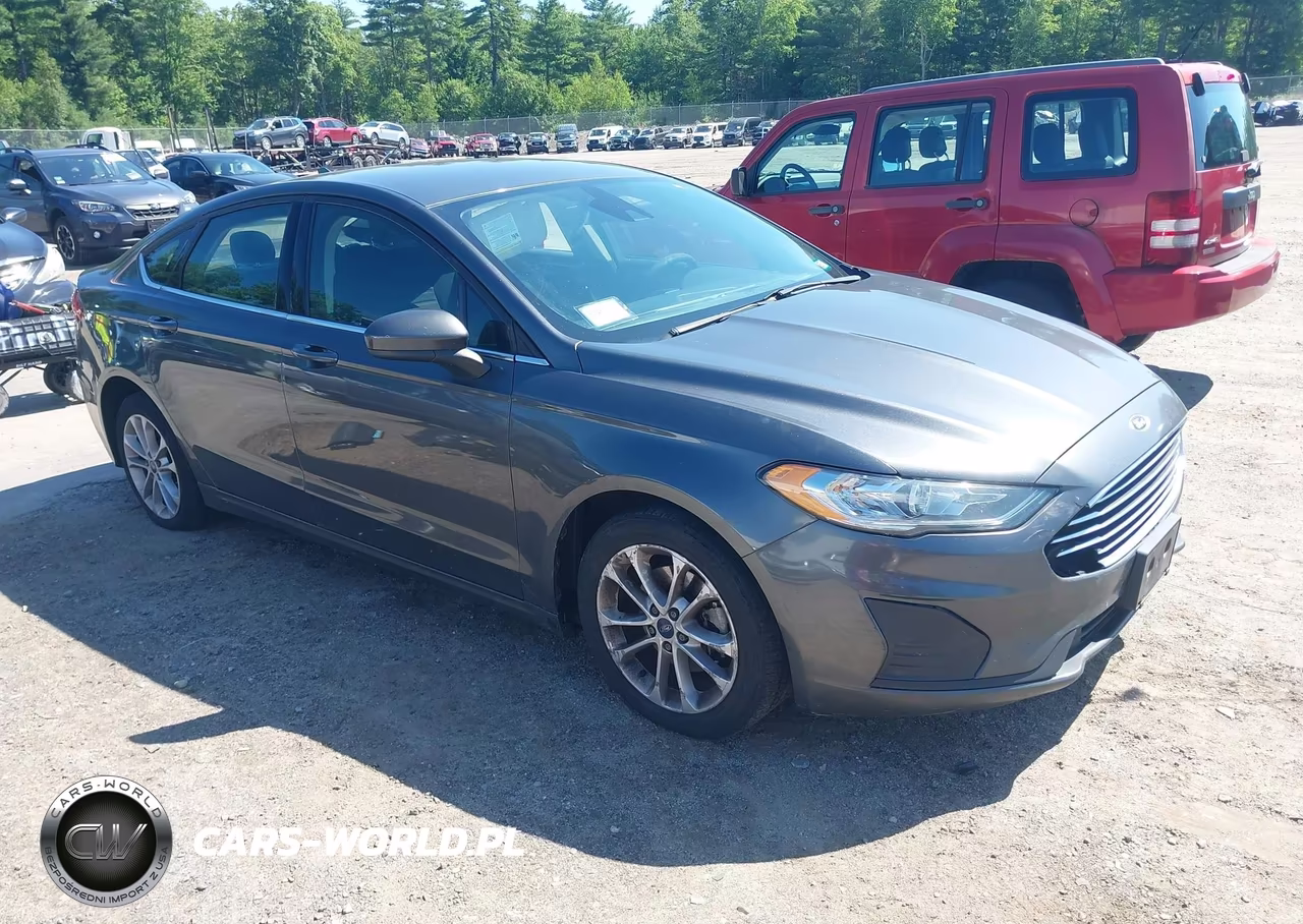 2020 Ford Fusion Se – zdjęcie 1 z 18