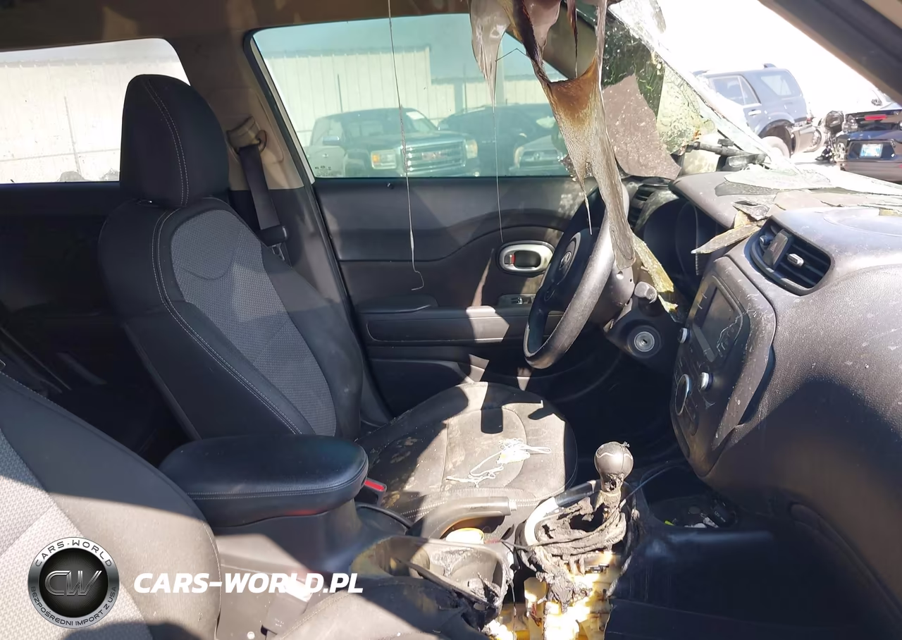 2017 Kia Soul + VIN:KNDJP3A53H7426795 - 5