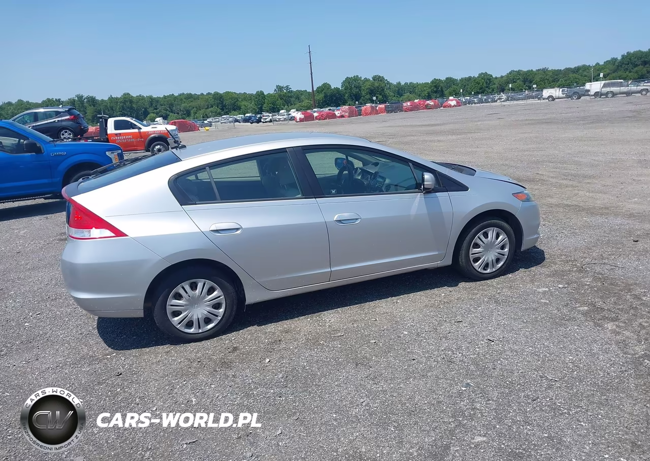 2010 Honda Insight Lx VIN:JHMZE2H51AS030987 - 4