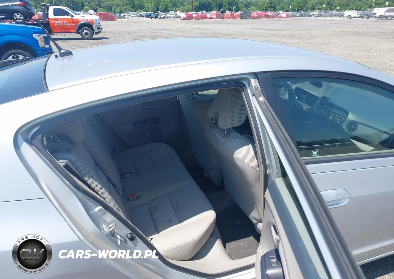 2010 Honda Insight Lx VIN:JHMZE2H51AS030987 - 8
