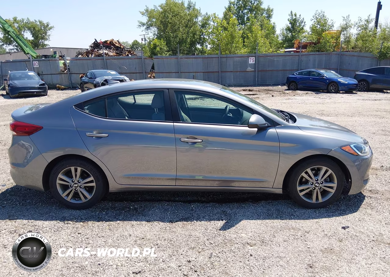 2018 Hyundai Elantra Sel VIN:5NPD84LFXJH298319 - 13
