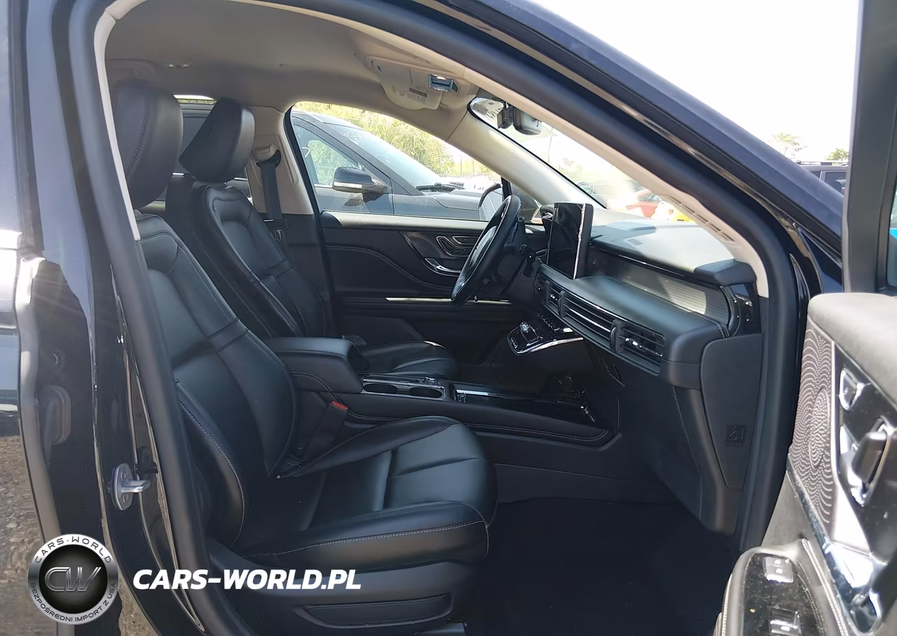 2023 Lincoln Corsair Standard VIN:5LMCJ1CA2PUL14149 - 5