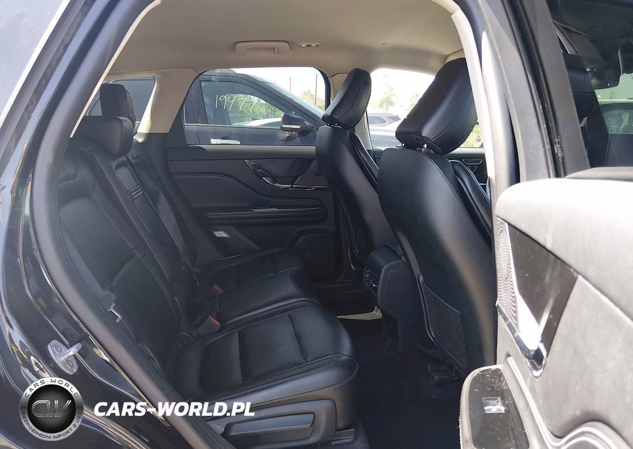 2023 Lincoln Corsair Standard VIN:5LMCJ1CA2PUL14149 - 8