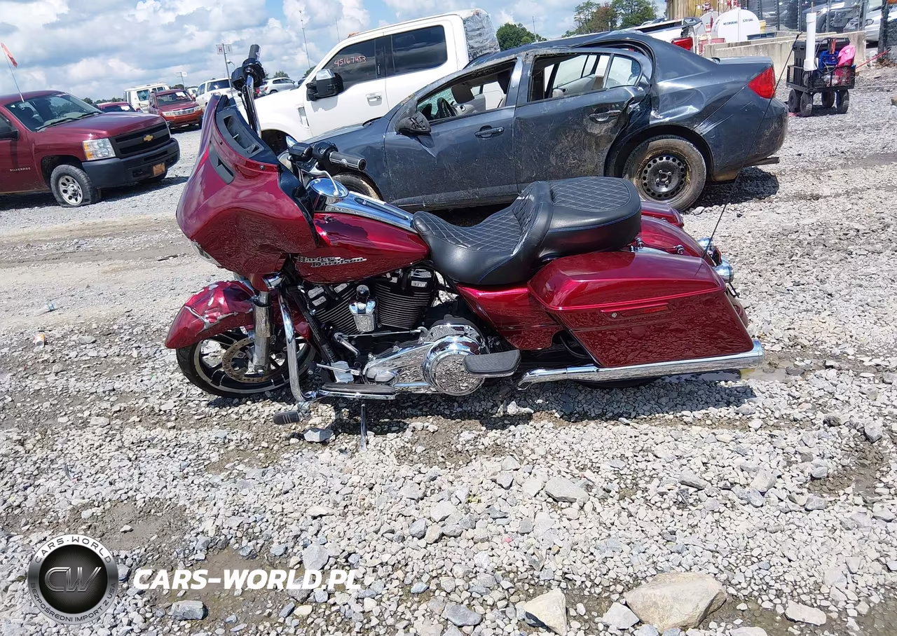 2017 Harley-Davidson Flhxs Street Glide Special VIN:1HD1KRC14HB627239 - 13