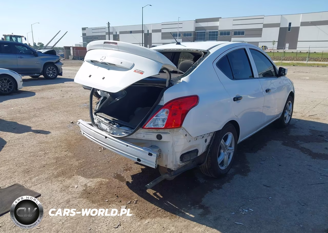 2019 Nissan Versa 1.6 S+ VIN:3N1CN7AP9KL802364 - 4