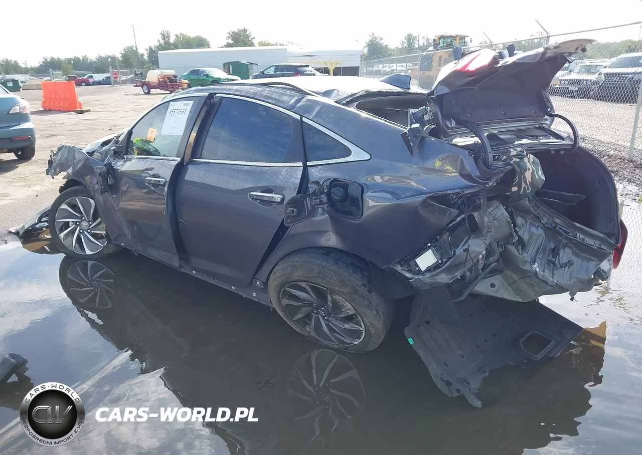 2021 Honda Insight Touring VIN:19XZE4F98ME001755 - 3