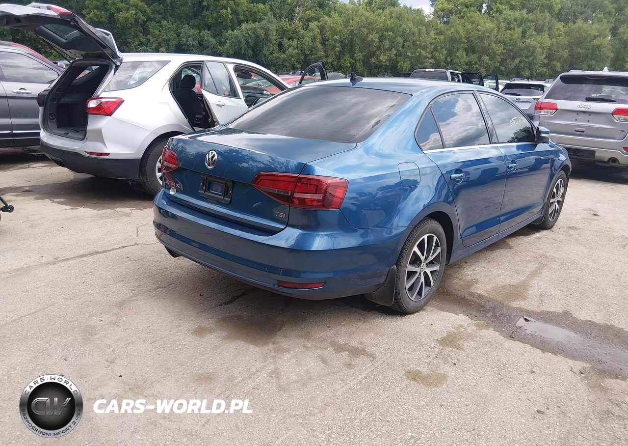 2017 Volkswagen Jetta 1.4T Se VIN:3VWDB7AJ3HM281194 - 4