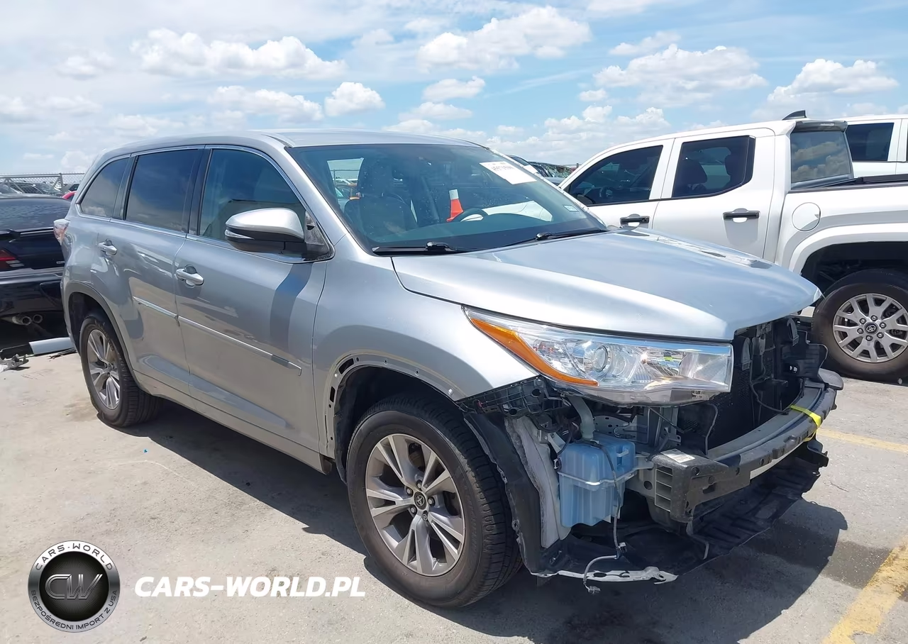 2016 Toyota Highlander Le Plus V6
