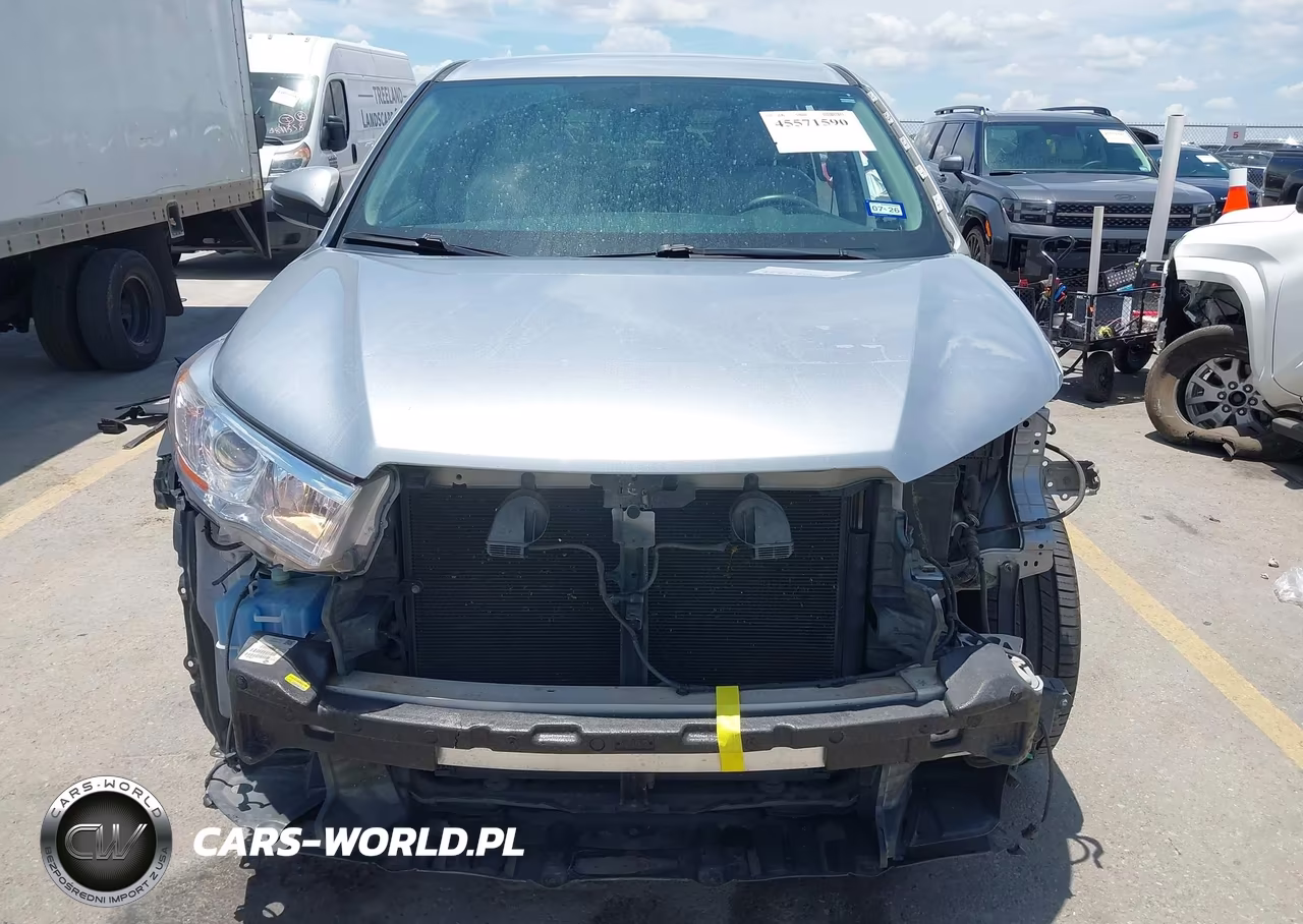 2016 Toyota Highlander Le Plus V6 VIN:5TDZKRFH1GS155800 - 13