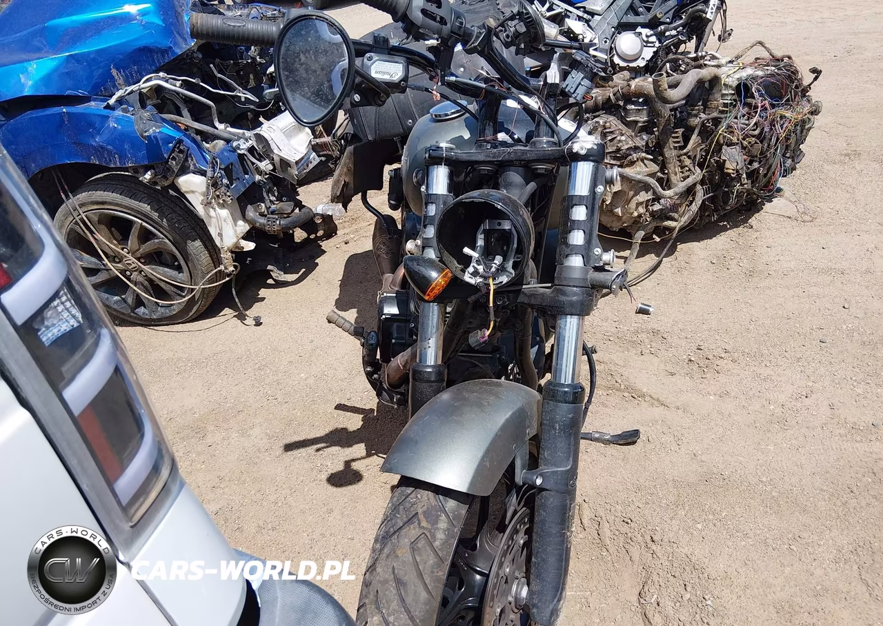 2022 Indian Motorcycle Co. Chief Dark Horse Abs VIN:56KDMABH3N3003845 - 5
