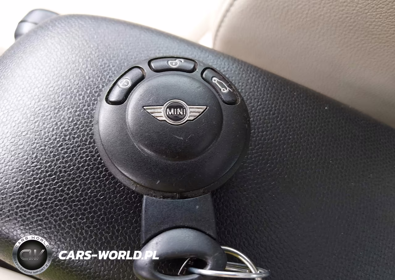 2011 Mini Cooper Countryman VIN:WMWZB3C55BWM01020 - 11