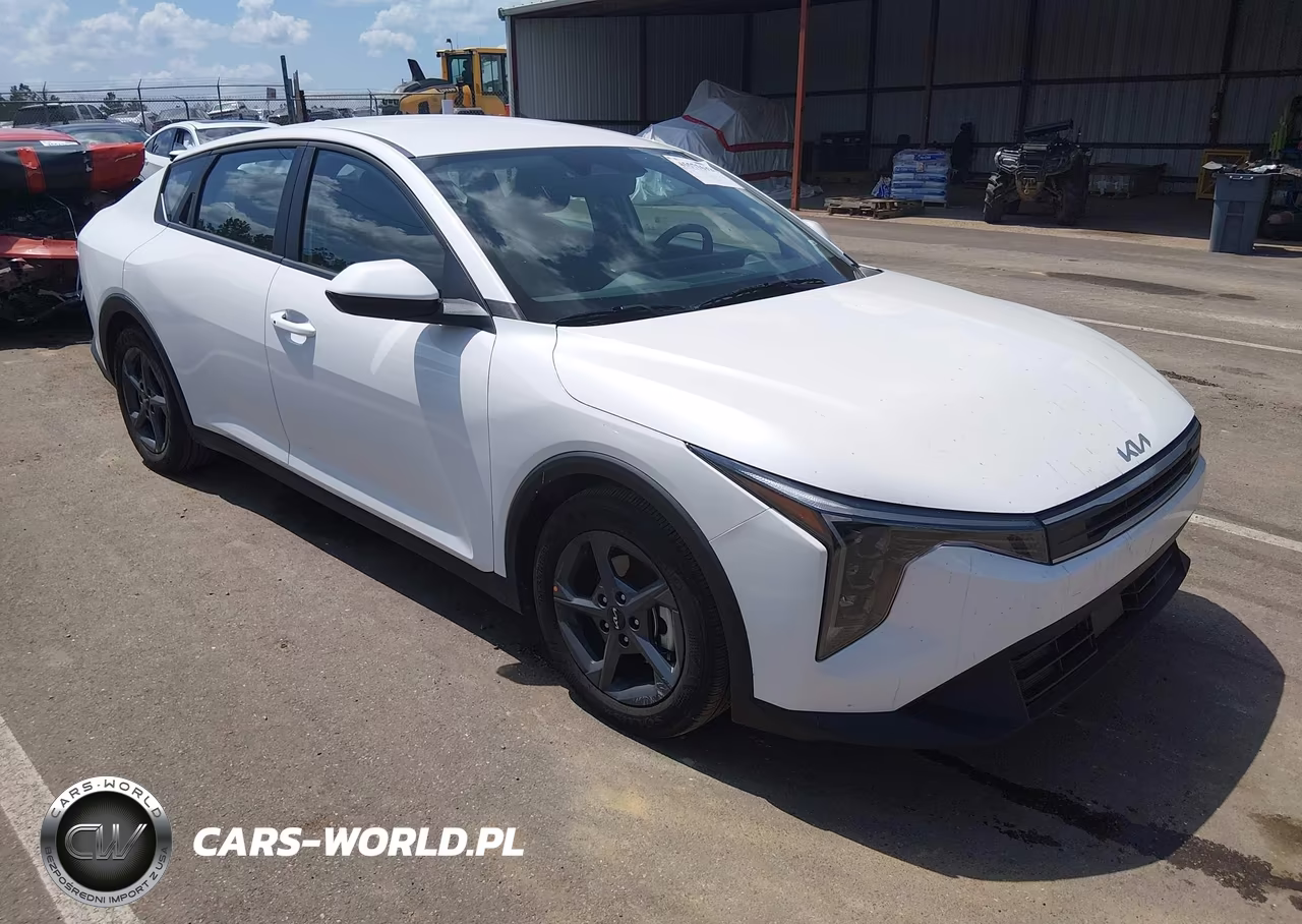 2026 Kia K4 Lxs – zdjęcie 1 z 17