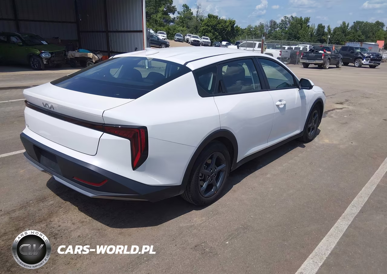 2026 Kia K4 Lxs VIN:3KPFT4DE2TE302514 - 4