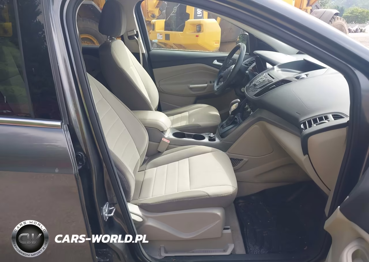 2016 Ford Escape Se VIN:1FMCU9G99GUA37184 - 5