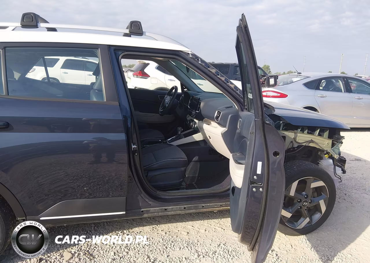 2023 Hyundai Venue Limited VIN:KMHRC8A39PU213579 - 5