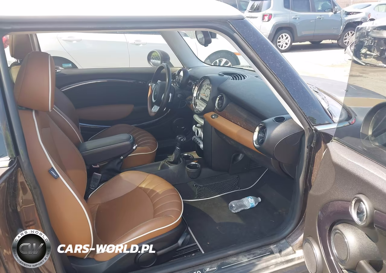 2010 Mini Cooper S VIN:WMWMF7C53ATW88489 - 5