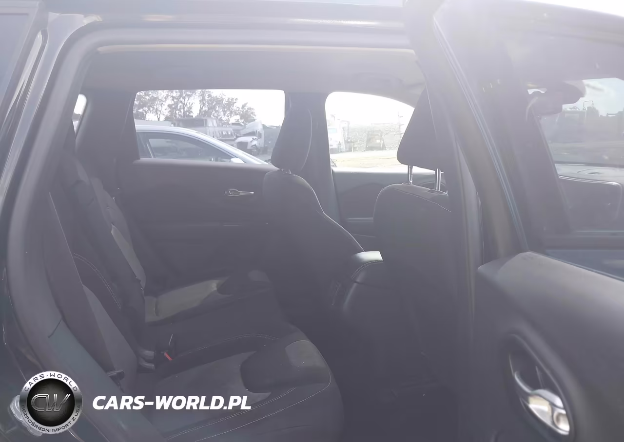 2014 Jeep Cherokee Sport VIN:1C4PJLAB9EW221999 - 8