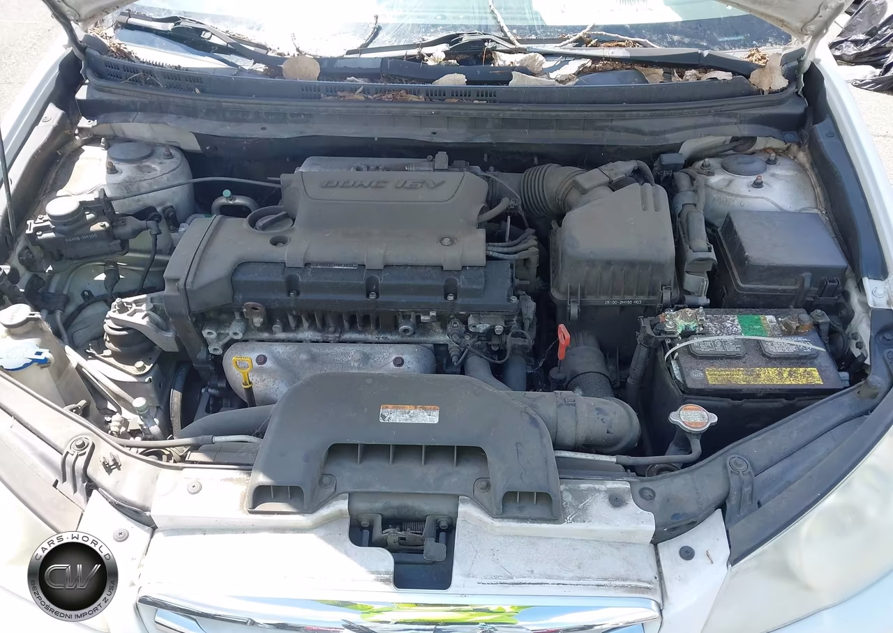 2010 Hyundai Elantra Gls VIN:KMHDU4AD2AU198942 - 10