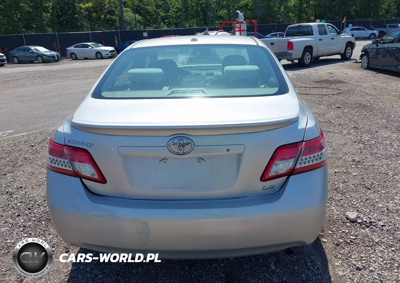 2011 Toyota Camry Le VIN:4T1BF3EK5BU150163 - 16