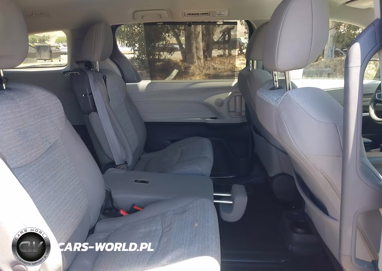 2021 Toyota Sienna Le VIN:5TDKRKEC4MS049430 - 8