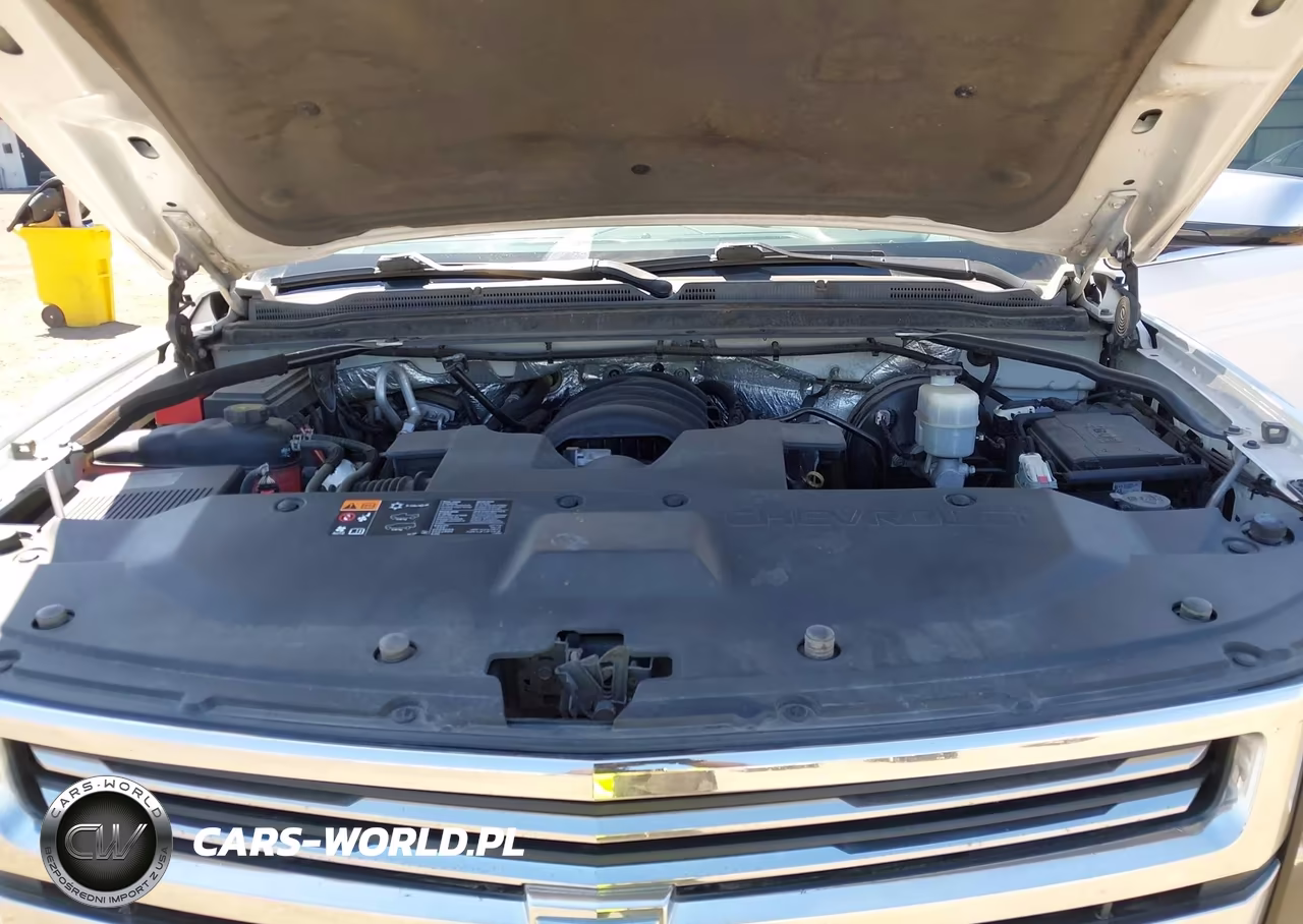 2015 Chevrolet Tahoe Ltz VIN:1GNSKCKC2FR252677 - 10