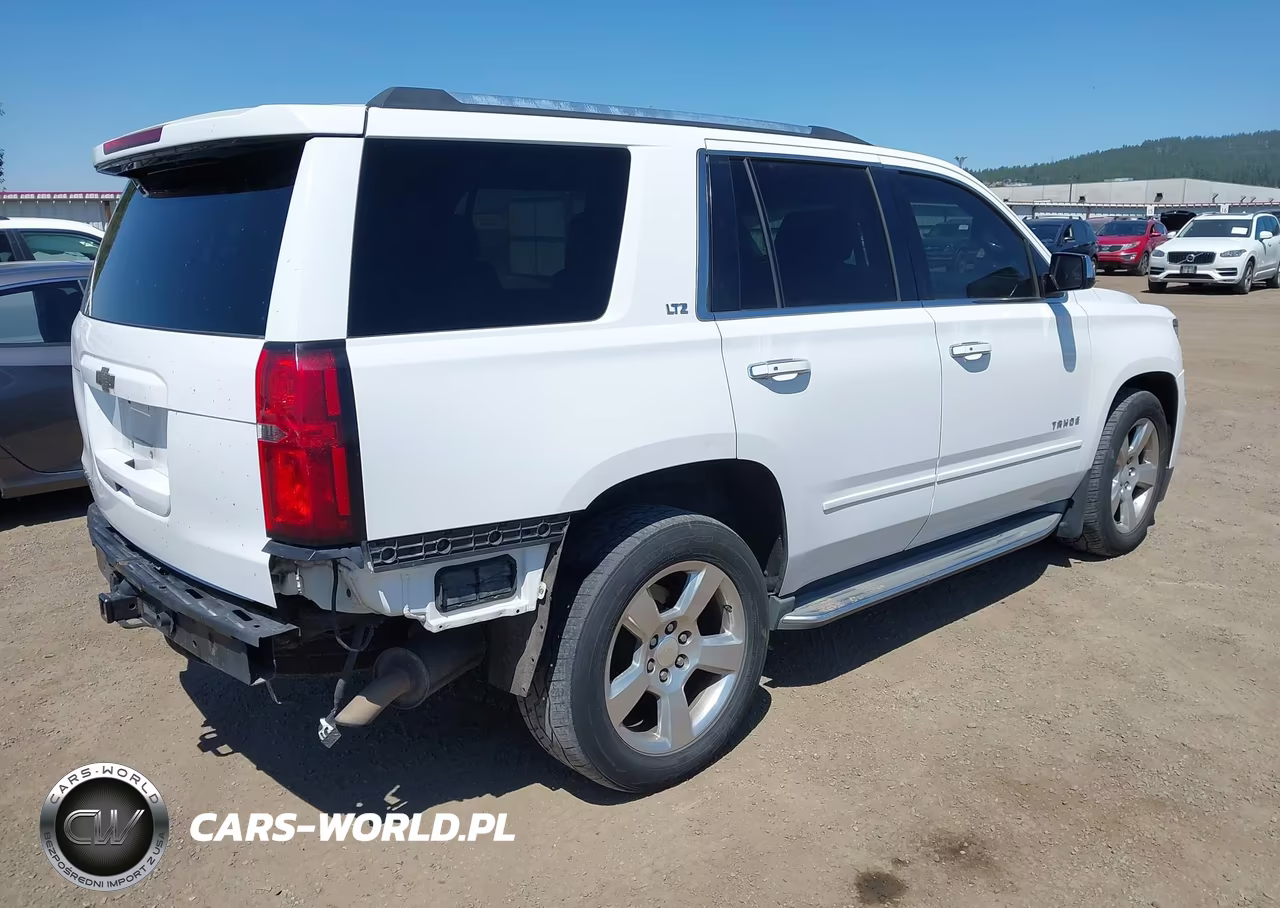 2015 Chevrolet Tahoe Ltz VIN:1GNSKCKC2FR252677 - 4