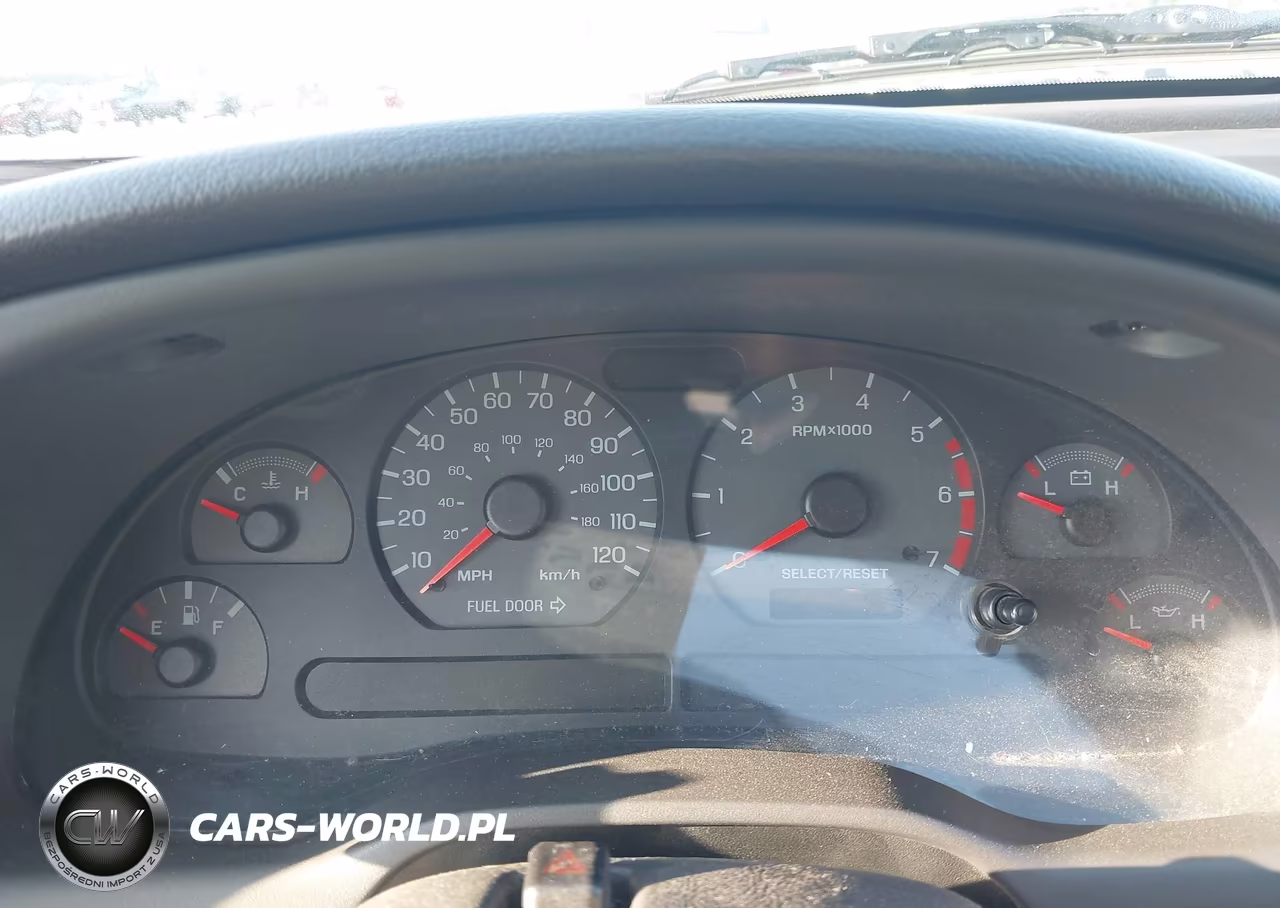 2001 Ford Mustang Deluxe-Premium VIN:1FAFP444X1F134769 - 7