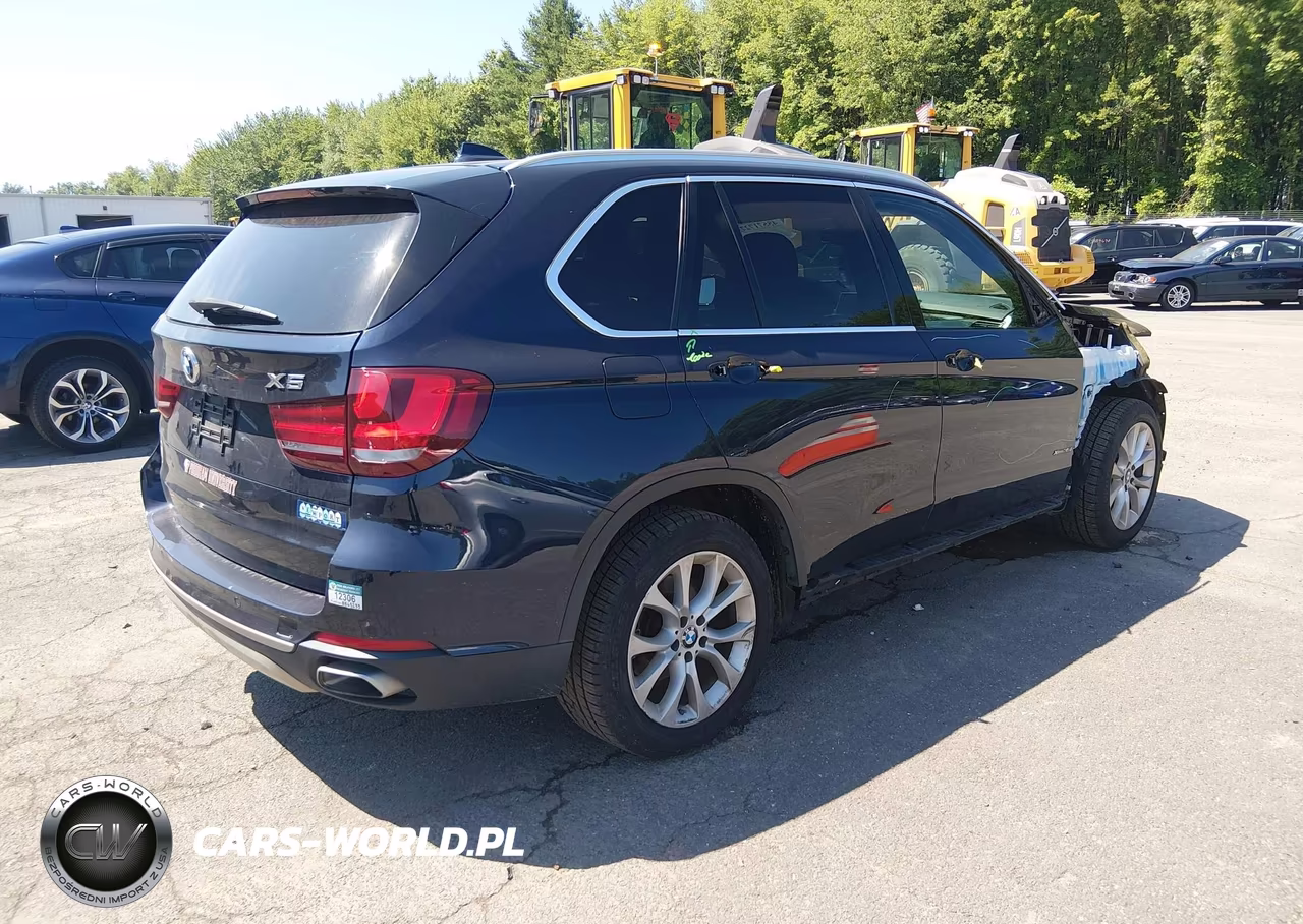 2018 BMW X5 xDrive35I VIN:5UXKR0C59J0X87648 - 4