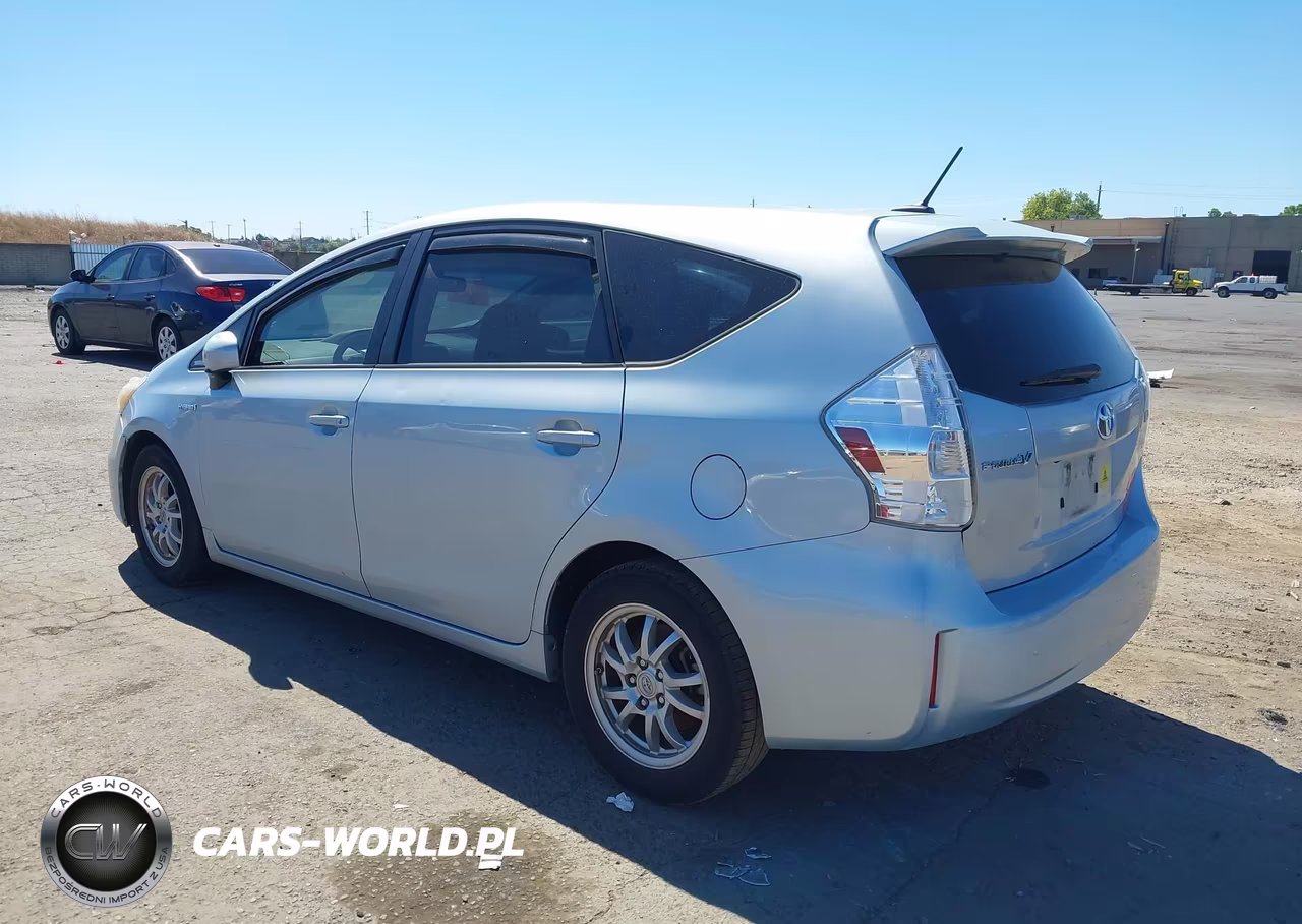2013 Toyota Prius V Three VIN:JTDZN3EU7D3215921 - 3
