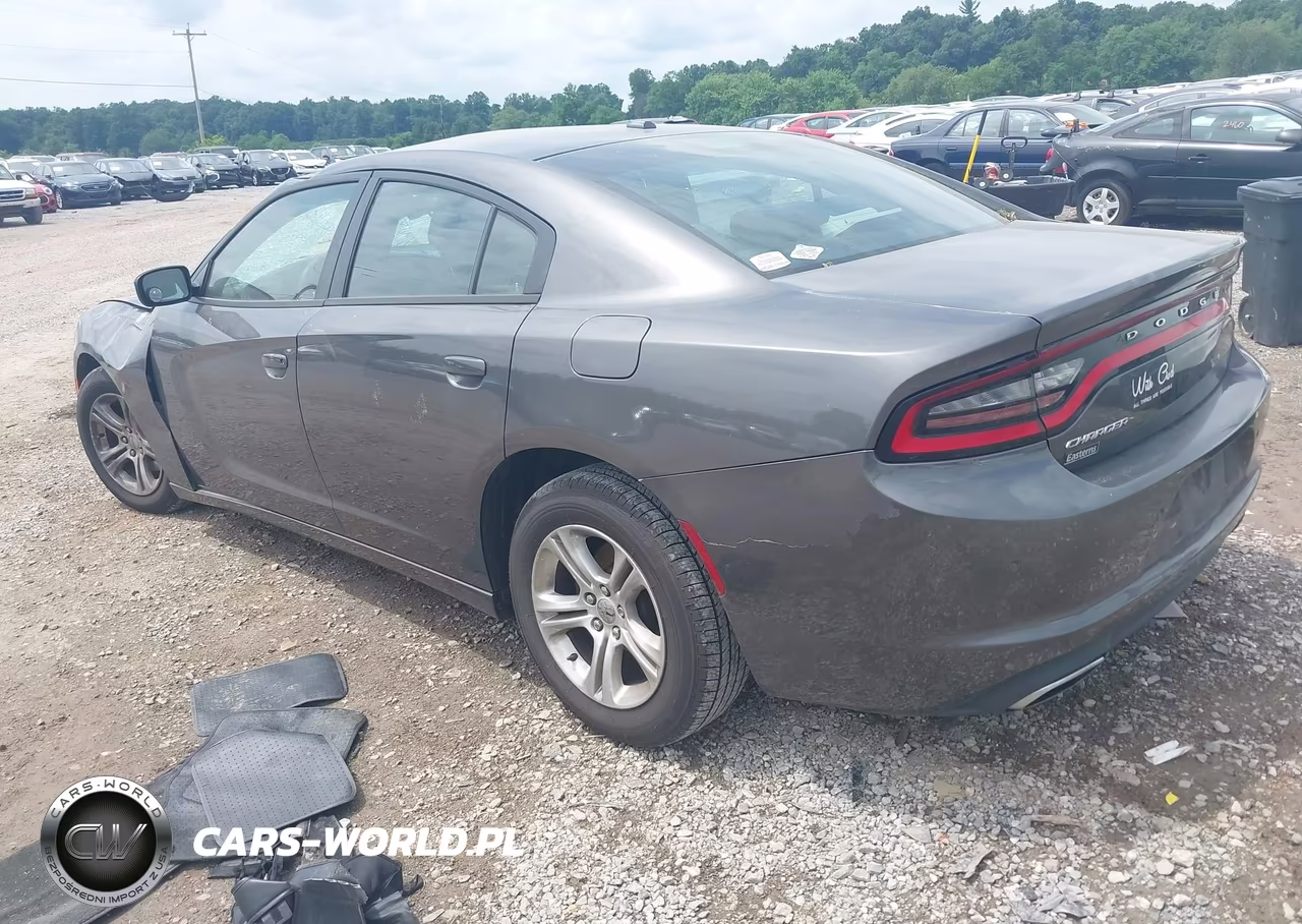 2015 Dodge Charger Se VIN:2C3CDXBG2FH870636 - 3