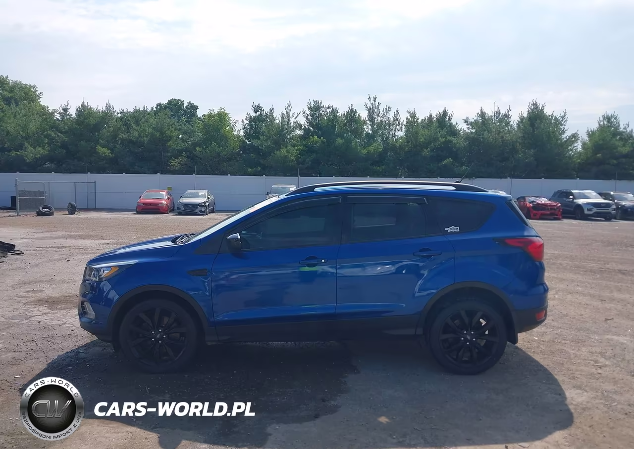 2019 Ford Escape Se VIN:1FMCU9GD9KUA92909 - 14