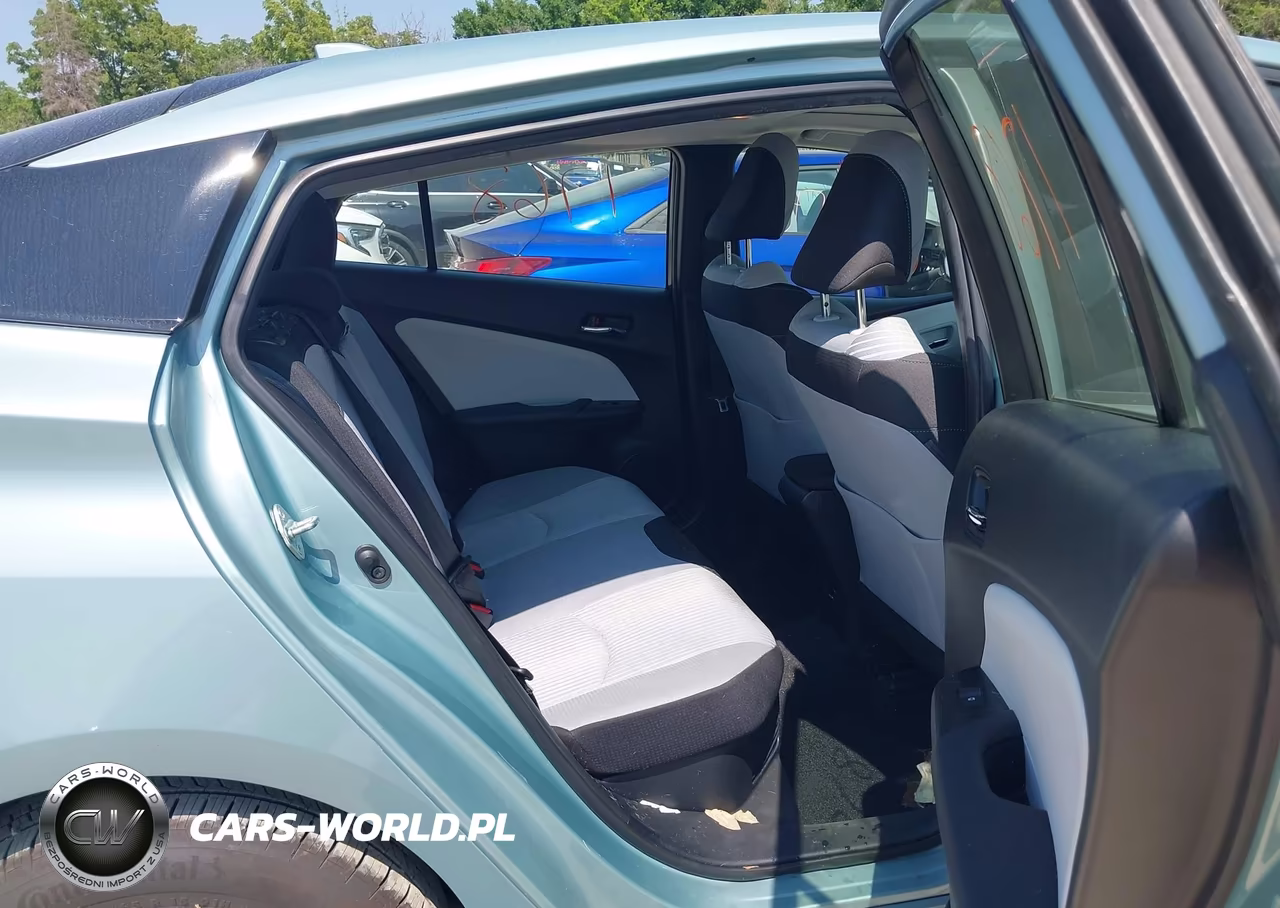 2017 Toyota Prius Three VIN:JTDKARFU0H3053974 - 8