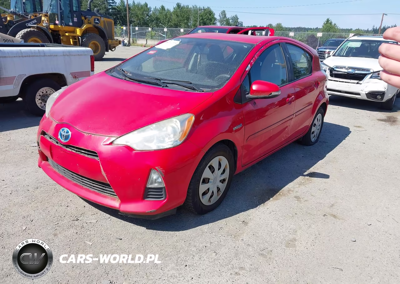 2012 Toyota Prius C Two VIN:JTDKDTB35C1511921 - 2