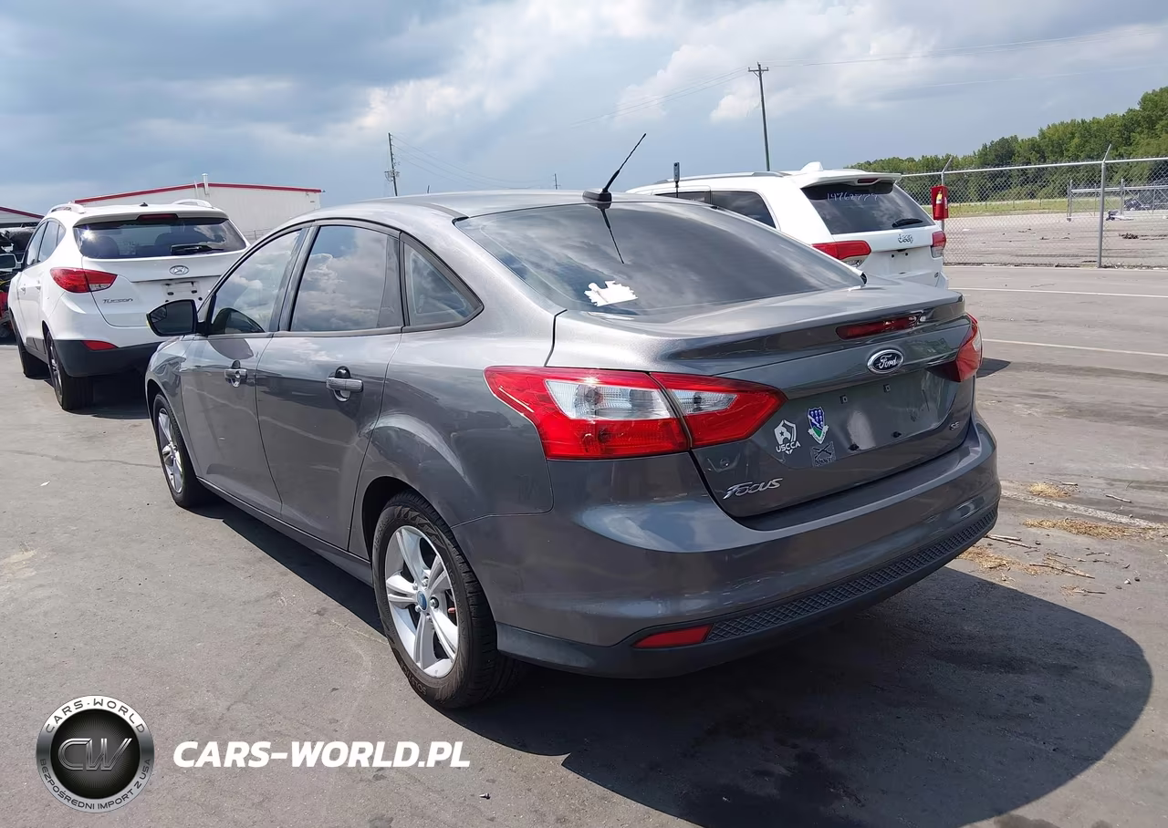 2013 Ford Focus Se VIN:1FADP3F28DL206233 - 3