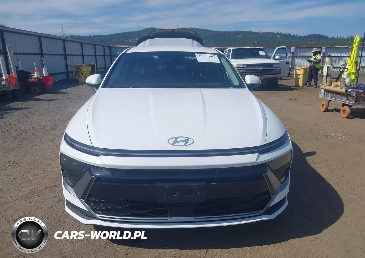 2026 Hyundai Sonata Hybrid Blue VIN:KMHL24JJ4TA157742 - 13