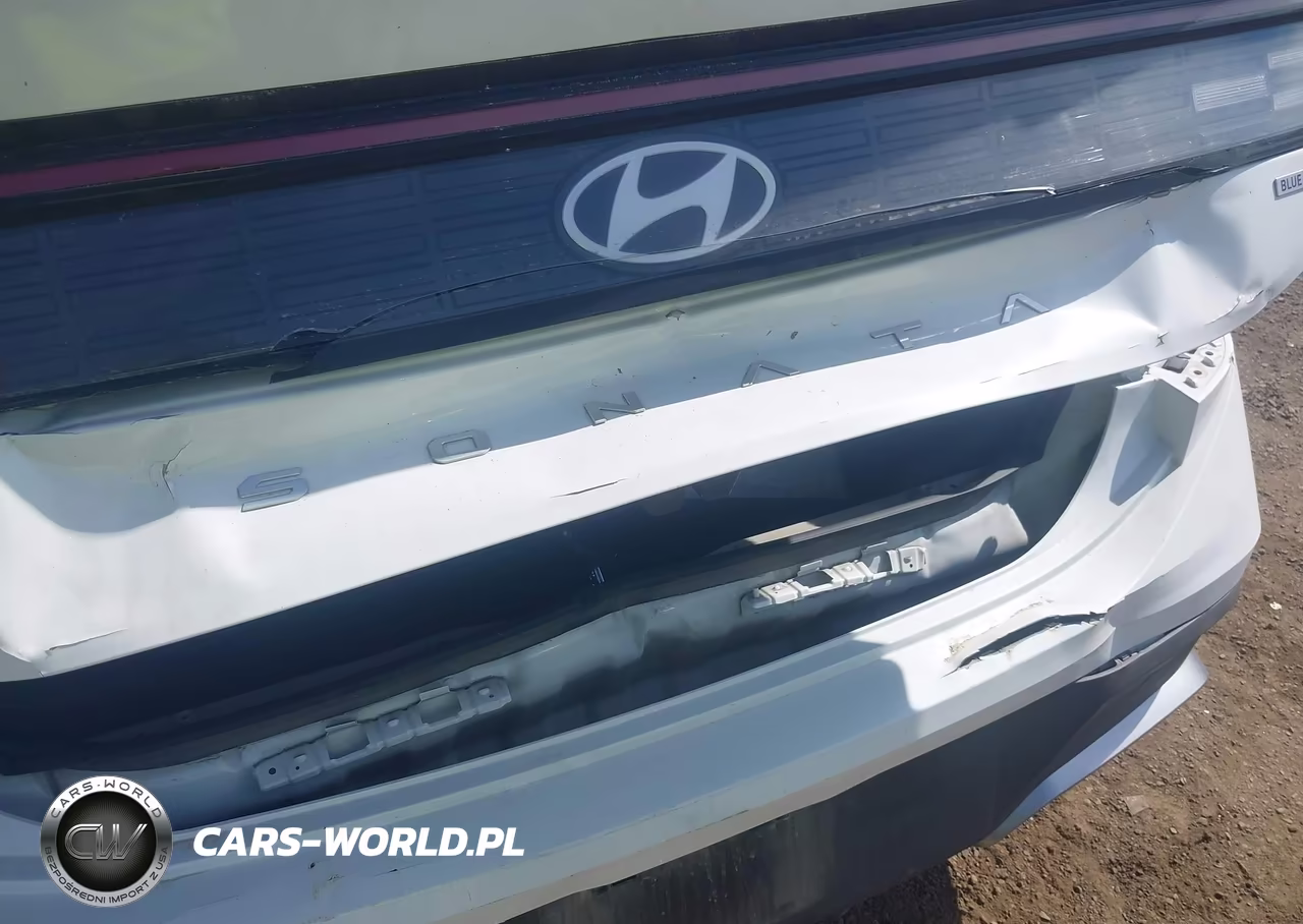 2026 Hyundai Sonata Hybrid Blue VIN:KMHL24JJ4TA157742 - 18